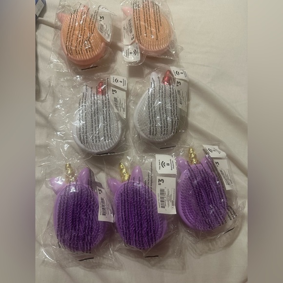 Unicorn-Themed Hair Brushes - Picture 2 of 2
